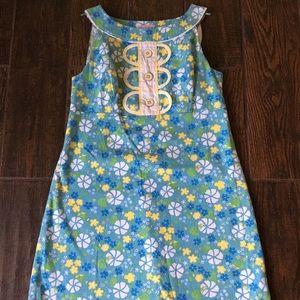 LILLY PULITZER FLORAL THREE BUTTON SHIFT DRESS
